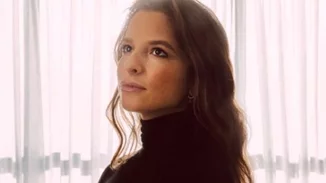 "Πώς αντέχεται αυτή η αγωνία;" | Η Εριέττα Κούρκουλου Λάτση ξεσπά για όλες τις μητέρες μετά την ανείπωτη τραγωδία στα Τέμπη