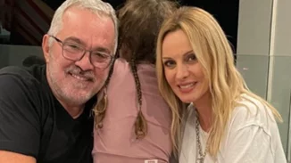 Ηλέκτρα Λύρα | Η κόρη της Πέγκυς Ζήνα και του Γιώργου Λύρα κάνει τραμπολίνο με τους γονείς της και "λιώνει" το Instagram