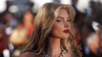 Γιατί το "blonzing" είναι το νέο trend στο μακιγιάζ;