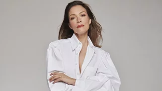 Βίκυ Καγιά | Η απόλυτη cover star φωτογραφίζεται και μιλά αποκλειστικά στη Madame Figaro