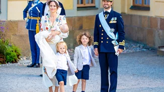 Ο Πρίγκιπας Carl Philip και η Πριγκίπισσα Σοφία της Σουηδίας βάφτισαν τον γιό τους