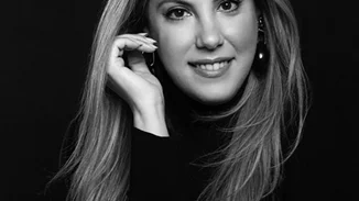 Mary Katrantzou | "Η μόδα είναι ένα πολύτιμο εργαλείο ενδυνάμωσης της γυναίκας"