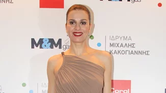 Τζίνα Αλιμόνου | Η φανταστική φωτογραφία με κατακόκκινο ολόσωμο μαγιό