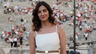 Πώς θα δημιουργήσεις ένα κομψό total white σύνολο; Η Αντιγόνη Κουλουκάκου προτείνει