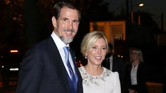 Marie Chantal - Παύλος Γλίξμπουργκ | Η οικογενειακή και άκρως γιορτινή φωτογραφία με τα πέντε τους παιδιά