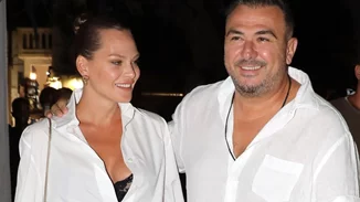 Υβόννη Μπόσνιακ και Αντώνης Ρέμος | Η σπάνια δημόσια εμφάνιση με τη στιλάτη κόρη τους, Ελένη