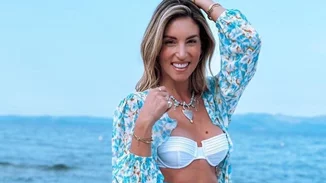 Σιέννα Μιχοπούλου | Η Αθηνά Οικονομάκου φωτογραφίζει την κόρη της ενώ κοιμάται και "λιώνει" το Instagram