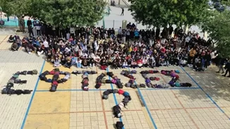 "Πάρε με όταν φτάσεις" | Οι αναρτήσεις στα social media που συγκλονίζουν κάτω από το hashtag #Tempi