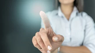 Σύντομος οδηγός SOS για περιστατικά ενδοοικογενειακής βίας- 5 +1 βήματα που πρέπει να ακολουθήσουμε