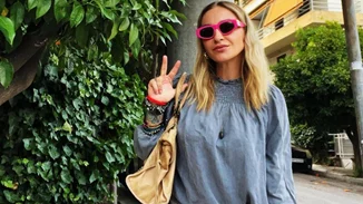 Η Ρούλα Ρέβη πήγε για ποτό με τον Αποστόλη Τότσικα στέλνοντας ένα ηχηρό μήνυμα συμπαράστασης στις γυναίκες