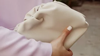 Μπήκε ο Απρίλιος | 10 ανοιξιάτικα μανικιούρ για να διαλέξεις τι θα κάνεις αυτόν το μήνα στα νύχια σου