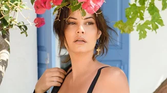 Η Μαρία Κορινθίου εύχεται στον Γιάννη Αϊβάζη για τα 46α γενέθλιά του με τον πιο γλυκό τρόπο