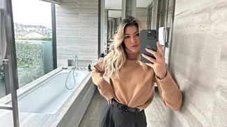 Η Βάσια Κωσταρά δημιούργησε με λίγα βιβλία την πιο "ινσταγκραμική" γωνιά του σπιτιού της