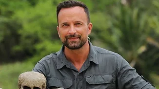 Γιώργος Λιανός | Απαθανατίζει τη 2 ετών κόρη του να τρώει πίτσα στον Άγιο Δομίνικο και "λιώνει" το Instagram