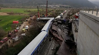Τριήμερο εθνικό πένθος με απόφαση του πρωθυπουργού για τα θύματα της σιδηροδρομικής τραγωδίας
