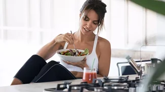 7 λάθη που κάνεις στη διαλειμματική νηστεία και παίρνεις βάρος