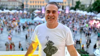 Ο Φώτης Σεργουλόπουλος μιλάει για το ναυάγιο στην Πύλο | "Έχουμε ζήσει προσφυγιά, οι περισσότεροι έχουμε μέσα στο αίμα μας τον ξεριζωμό..."