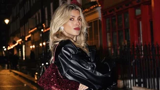 Ποιο μπορντό; Η Βάσια Κωσταρά με την επόμενη μεγάλη τάση στο μανικιούρ