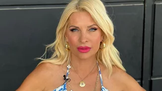 26 χρόνια πριν | Η Ελένη Μενεγάκη σε μία σπάνια φωτογραφία με τη Ρένα Βλαχοπούλου