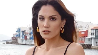 Μαίρη Συνατσάκη | Η έξυπνη πατέντα που έκανε στα παλιά ρούχα της κόρης της μιας που το κρύο την έπιασε απροετοίμαστη