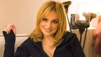 Ελεωνόρα Ζουγανέλη | Στη Μύκονο μαζί με τους γονείς της, Γιάννη Ζουγανέλη και Ισιδώρα Σιδέρη