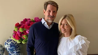 Ο Παύλος Γλύξμπουργκ μάς ξεναγεί στον κοιτώνα του μικρού του γιου, Αριστείδη Σταύρου