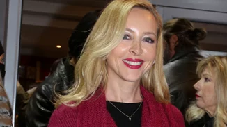 Όσα χρόνια κι αν περάσουν, δεν μπορούμε να ξεχάσουμε το συγκλονιστικό νυφικό της Φαίης Ξυλά