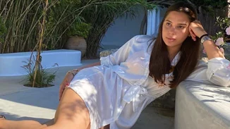 Αλεξάνδρα Κωστοπούλου | Η σπάνια φωτογραφία με τον 16χρονο αδερφό της, Μάξιμο Κωστόπουλο, από τα παιδικά τους χρόνια