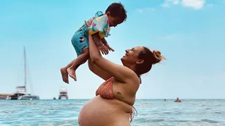 Baby boom | Γέννησε η Κλέλια Πανταζή - Η πρώτη φωτογραφία του νεογέννητου γιου της