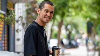 Ο Σωτήρης Κοντιζάς και η γοητευτική σύζυγός του, Δέσποινα, σε μία σπάνια δημόσια εμφάνιση με την 7χρονη κόρη τους, Αριάνα Τσιχίρο