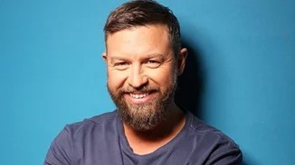 Ο Γιάννης Βαρδής και η Νατάσα Σκαφιδά σε μία σπάνια δημόσια εμφάνιση με τα παιδιά τους, Κατερίνα και Αντώνη Βαρδή