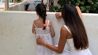 Η Ήβη Αδάμου και η κόρη της, Ανατολή, φόρεσαν matching outfits και έβγαλαν τις πιο χαριτωμένες φωτογραφίες