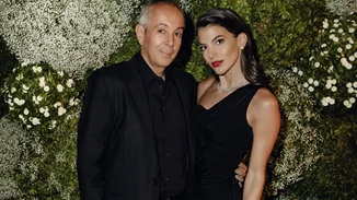 9 χρόνια πριν | Η Δήμητρα Κούστα με τζιν σορτς στο πλευρό του Γιάννη Κούστα