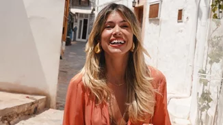 Βάσια Κωσταρά | Η λεπτομέρεια στο nude μανικιούρ της που έκανε όλη τη διαφορά