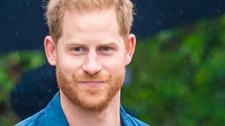 Ο πρίγκιππας Harry αποκαλύπτει πώς είναι να ζεις μία ζωή ως αναπληρωματικός διάδοχος του θρόνου, ως "ΡΕΖΕΡΒΑ"