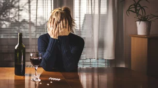 Διαδραστική εφαρμογή ρωτάει τους εφήβους για τις εξαρτήσεις και τα συναισθήματά τους