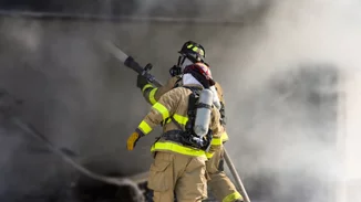 Φωτιές | Σε ύφεση η κατάσταση στη Μάνδρα, βελτιωμένη η εικόνα στη Ρόδο