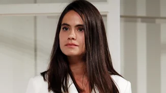 Γεωργιάννα Νταλάρα | Χαμογελαστή στα εγκαίνια της έκθεσής της - Στο πλευρό της οι περήφανοι γονείς της