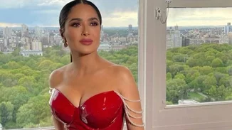 Salma Hayek | Λίγο πριν το Met Gala με την Penelope Cruz όπως δεν τις έχουμε ξαναδεί