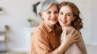 Νέα ανακάλυψη από ερευνητές του Χάρβαρντ - Το "χημικό κοκτέιλ" που επιβραδύνει τη γήρανση