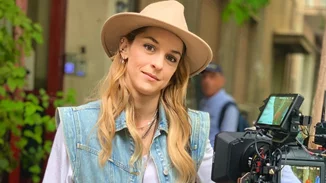 15 χρόνια πριν | Όταν η 27χρονη Γιούλικα Σκαφιδά μαγνήτιζε τον φωτογραφικό φακό με τα καταγάλανα μάτια της