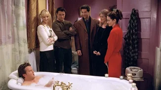 Marta Kauffman | H δημιουργός των Friends έδωσε 4 εκατομμύρια για να απολογηθεί για ένα μεγάλο λάθος της σειράς