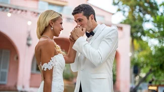 Η ερωτική εξομολόγηση του Σπύρου Μαργαρίτη στη Τζένη Μελιτά και οι αδημοσίευτες, υπέροχες φωτογραφίες από την ημέρα του γάμου τους