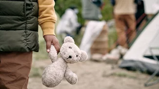 Στη Νεάπολη Λακωνίας μεταφέρθηκαν οι μετανάστες - Είχαν εγκλωβιστεί σε απότομη ακτή