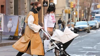 Η καπαρντίνα της Gigi Hadid δίνει την τέλεια ισορροπία χειμώνα-άνοιξης