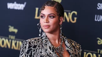 Beyoncé |  Παρήγγειλε φαγητό 2.000 ευρώ για να κεράσει την ομάδα της