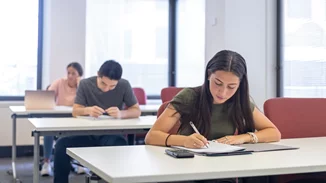 Πανελλήνιες 2023 | Λήγει σήμερα η προθεσμία υποβολής μηχανογραφικού