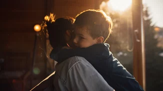 Χαλκιδική | Η 16χρονη Μαρία έσωσε 10χρονο από βέβαιο πνιγμό – Είχε καταπιεί τρία κομμάτια αγγούρι