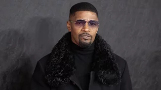 Τι συμβαίνει με τον Jamie Foxx; 50 μέρες μετά παραμένει ακόμη μυστήριο η κατάσταση της υγείας του
