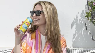 Lipton Ice Tea Sparkling Zero Sugar | Αυτό είναι το ρόφημα που θα μεταμορφώσει το afternoon snacking σε μία απολαυστική ιεροτελεστία